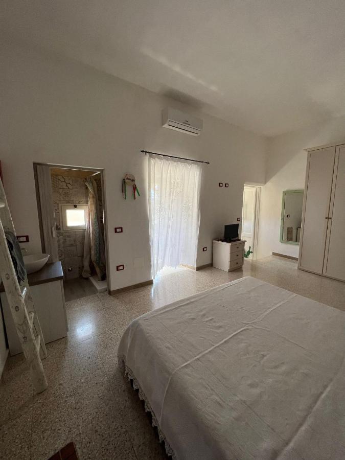 Casa Corte Della Liberta Uggiano La Chiesa Exteriör bild