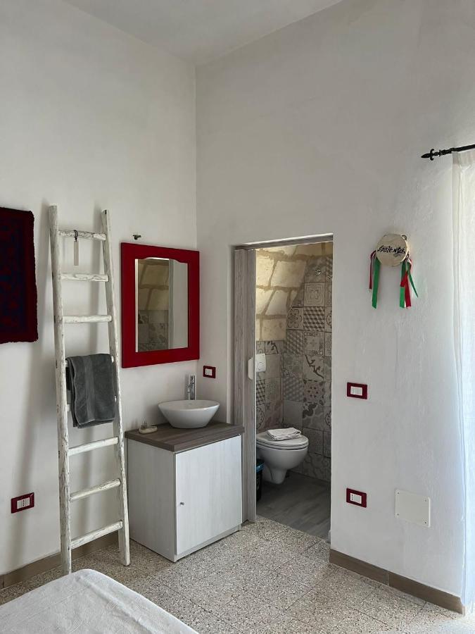 Casa Corte Della Liberta Uggiano La Chiesa Exteriör bild